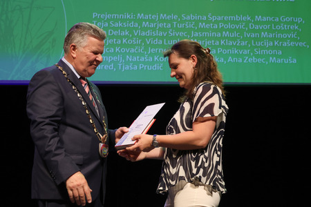 ZLATE PETICE 99p FOTO LJUBO VUKELIČ